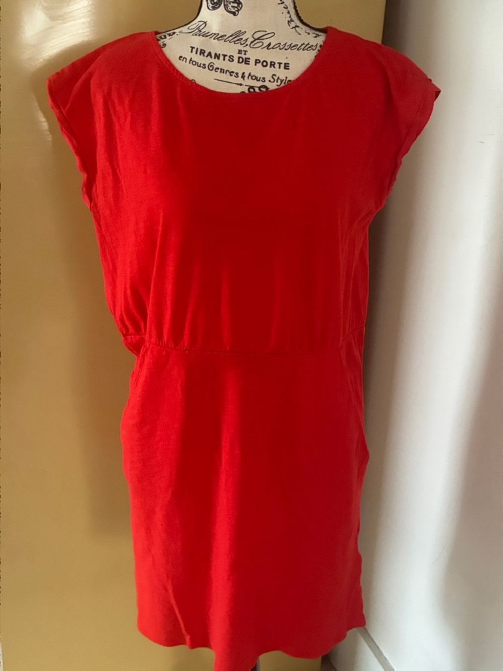 H&M Red Cap Sleeve Mini Dress